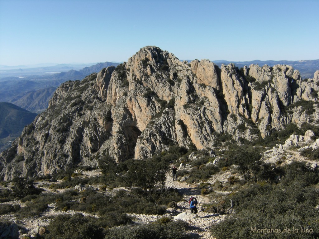 Subiendo a la cima más alta del Puig Campana